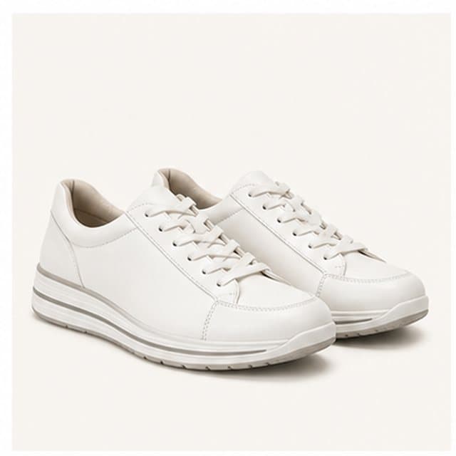Cushioned leather sneakers